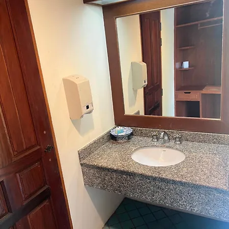 Capital O 406 Krabi Success Beach Resort Ao Nang Esterno foto